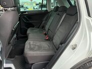 Volkswagen Tiguan 2.0 TDI BlueMotion Tech SEL DSG 4Motion Euro 6 (s/s) 5dr 40