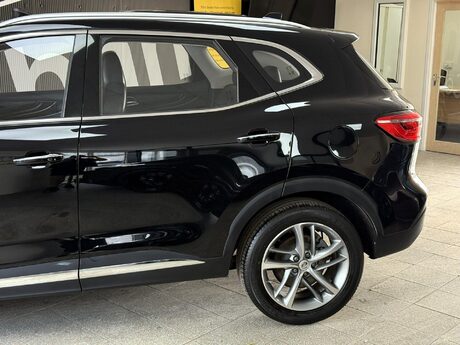 MG HS 1.5 T-GDI Exclusive DCT Euro 6 (s/s) 5dr 18