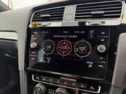 Volkswagen Golf 2.0 TDI GTD Euro 6 (s/s) 5dr 33