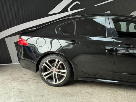 Jaguar XE 2.0d R-Sport Euro 6 (s/s) 4dr 3