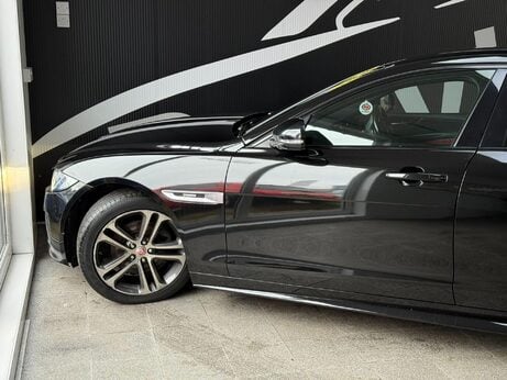Jaguar XE 2.0d R-Sport Euro 6 (s/s) 4dr 3