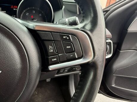 Jaguar XE 2.0d R-Sport Euro 6 (s/s) 4dr 22