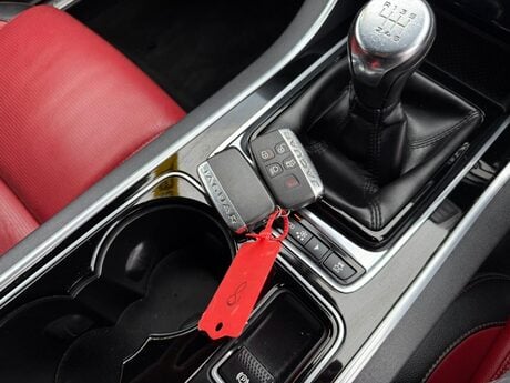 Jaguar XE 2.0d R-Sport Euro 6 (s/s) 4dr 35