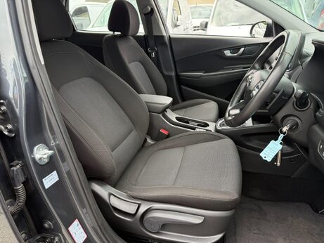 Hyundai KONA 1.6 h-GDi SE Connect DCT Euro 6 (s/s) 5dr 3