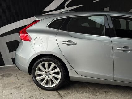 Volvo V40 2.0 D4 SE Lux Nav Geartronic Euro 6 (s/s) 5dr