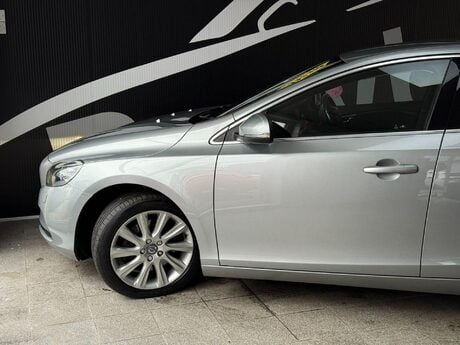 Volvo V40 2.0 D4 SE Lux Nav Geartronic Euro 6 (s/s) 5dr 15