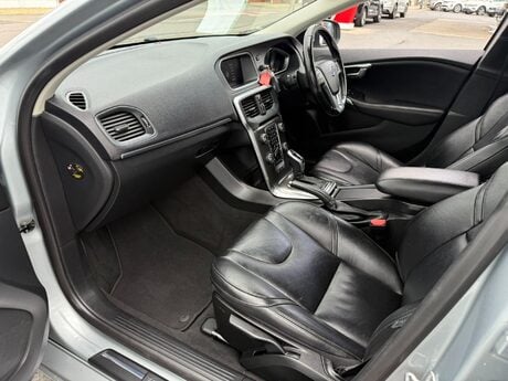 Volvo V40 2.0 D4 SE Lux Nav Geartronic Euro 6 (s/s) 5dr 32
