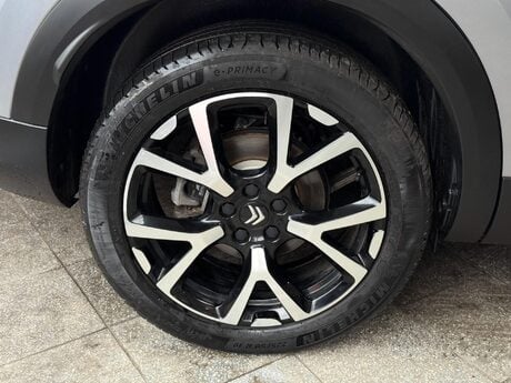 Citroen C5 Aircross 1.6 14.2kWh C-Series Edition e-EAT8 Euro 6 (s/s) 5dr 3
