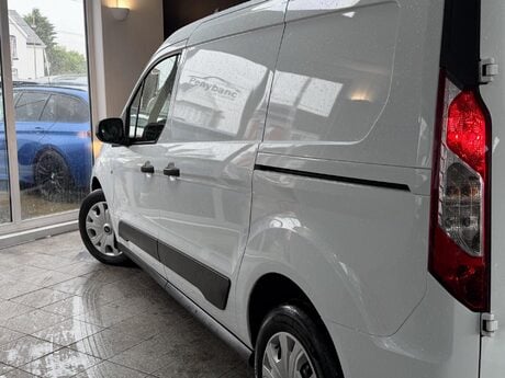 Ford Transit Connect 1.5 230 EcoBlue Trend Crew Van L2 Euro 6 (s/s) 6dr 19
