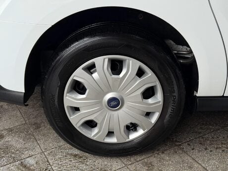 Ford Transit Connect 1.5 230 EcoBlue Trend Crew Van L2 Euro 6 (s/s) 6dr 3