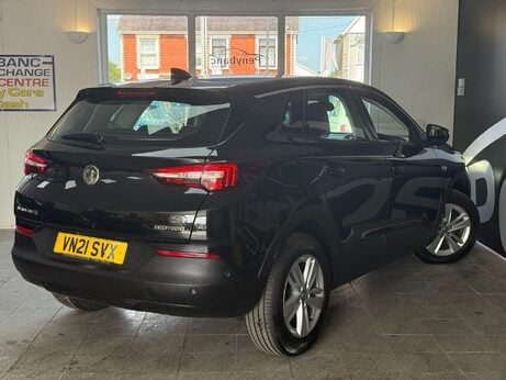 Vauxhall Grandland X 1.5 Turbo D Business Edition Nav Euro 6 (s/s) 5dr 1