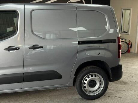 Toyota Proace City 1.5 BlueHDi Active Short Panel Van SWB Euro 6 (s/s) 6dr 17