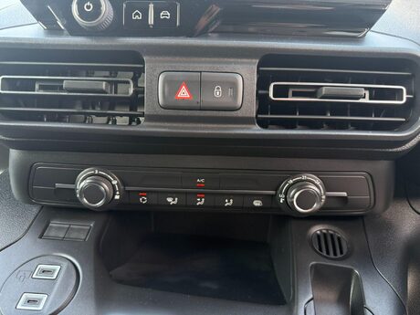 Toyota Proace City 1.5 BlueHDi Active Short Panel Van SWB Euro 6 (s/s) 6dr 34