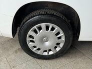 Vauxhall Combo 1.5 Turbo D 2300 Sportive L1 H1 Euro 6 4dr 3
