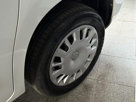 Vauxhall Combo 1.5 Turbo D 2300 Sportive L1 H1 Euro 6 4dr 11