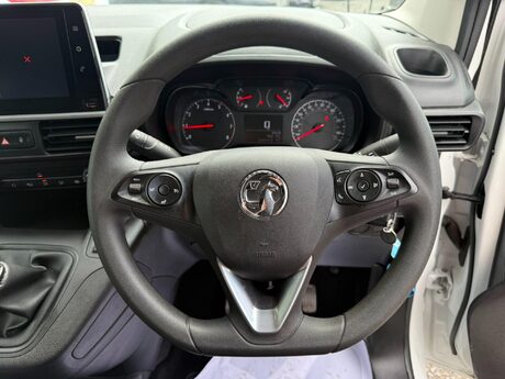 Vauxhall Combo 1.5 Turbo D 2300 Sportive L1 H1 Euro 6 4dr 23