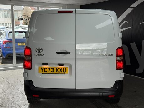 Toyota Proace 1.5D Icon Medium Panel Van MWB Euro 6 (s/s) 6dr 14
