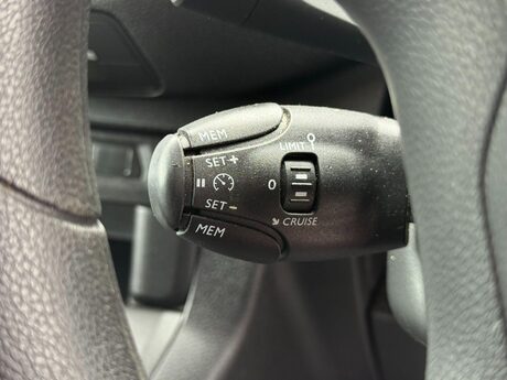Toyota Proace 1.5D Icon Medium Panel Van MWB Euro 6 (s/s) 6dr 24