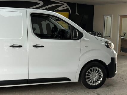 Toyota Proace 1.5D Icon Medium Panel Van MWB Euro 6 (s/s) 6dr
