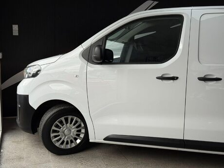 Toyota Proace 1.5D Icon Medium Panel Van MWB Euro 6 (s/s) 6dr 18