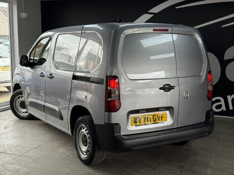 Vauxhall Combo 1.5 Turbo D 2000 Edition L1 H1 Euro 6 (s/s) 4dr 15