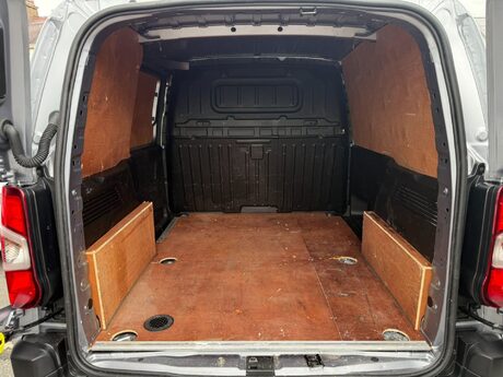Vauxhall Combo 1.5 Turbo D 2000 Edition L1 H1 Euro 6 (s/s) 4dr 29