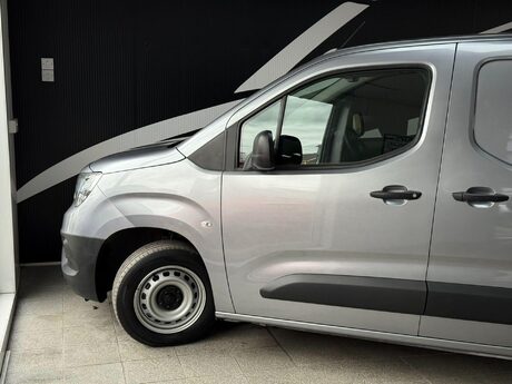 Vauxhall Combo 1.5 Turbo D 2000 Edition L1 H1 Euro 6 (s/s) 4dr 18