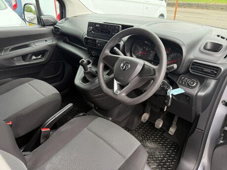 Vauxhall Combo 1.5 Turbo D 2000 Edition L1 H1 Euro 6 (s/s) 4dr 19