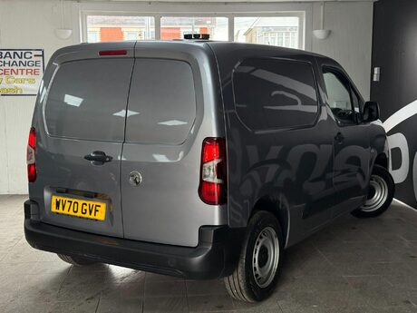Vauxhall Combo 1.5 Turbo D 2000 Edition L1 H1 Euro 6 (s/s) 4dr 11