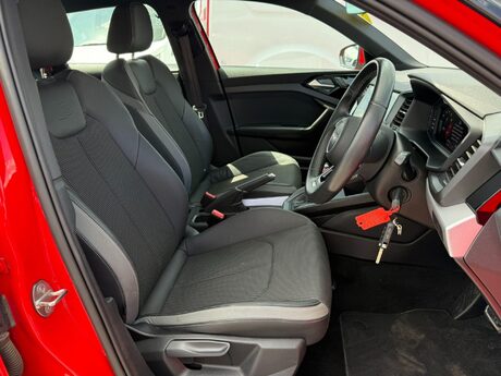 Audi A1 1.0 TFSI 25 S line Sportback S Tronic Euro 6 (s/s) 5dr 25