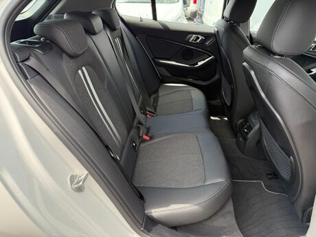 BMW 1 Series 1.5 118i Sport (LCP) DCT Euro 6 (s/s) 5dr 42