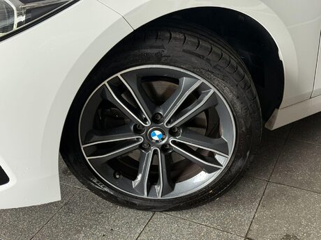BMW 1 Series 1.5 118i Sport (LCP) DCT Euro 6 (s/s) 5dr 13