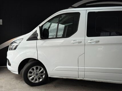 Ford Transit Custom 2.0 300 EcoBlue Limited Crew Van L2 H1 Euro 6 (s/s) 5dr