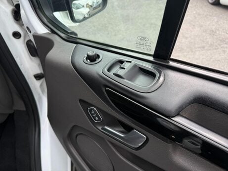 Ford Transit Custom 2.0 300 EcoBlue Limited Crew Van L2 H1 Euro 6 (s/s) 5dr 2