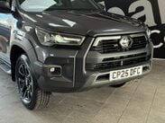 Toyota Hilux 2.8 D-4D-h Invincible X Auto 4WD Euro 6 4dr 8