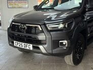 Toyota Hilux 2.8 D-4D-h Invincible X Auto 4WD Euro 6 4dr 10