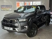 Toyota Hilux 2.8 D-4D-h Invincible X Auto 4WD Euro 6 4dr 11