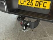 Toyota Hilux 2.8 D-4D-h Invincible X Auto 4WD Euro 6 4dr 18