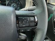 Toyota Hilux 2.8 D-4D-h Invincible X Auto 4WD Euro 6 4dr 32