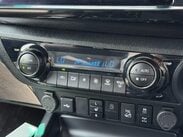 Toyota Hilux 2.8 D-4D-h Invincible X Auto 4WD Euro 6 4dr 41