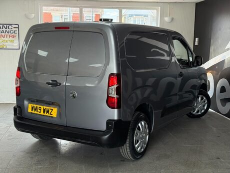 Vauxhall Combo 1.6 Turbo D 2000 Edition L1 H1 Euro 6 (s/s) 4dr 11