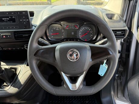 Vauxhall Combo 1.6 Turbo D 2000 Edition L1 H1 Euro 6 (s/s) 4dr 22
