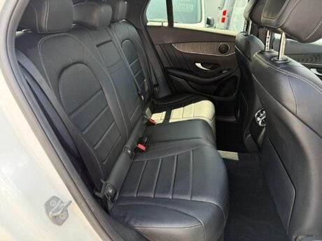 Mercedes-Benz GLC 2.0 GLC250 AMG Line (Premium) Coupe G-Tronic+ 4MATIC Euro 6 (s/s) 5dr 38