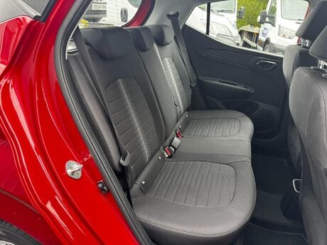 Hyundai i10 1.0 SE Connect Auto Euro 6 (s/s) 5dr 33