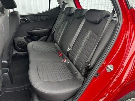 Hyundai i10 1.0 SE Connect Auto Euro 6 (s/s) 5dr 36
