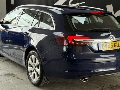Vauxhall Insignia 2.0 CDTi ecoFLEX Tech Line Sports Tourer Euro 6 (s/s) 5dr 1