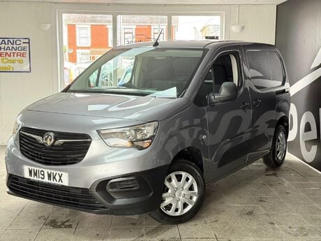 Vauxhall Combo 1.6 Turbo D 2000 Edition L1 H1 Euro 6 (s/s) 4dr 8