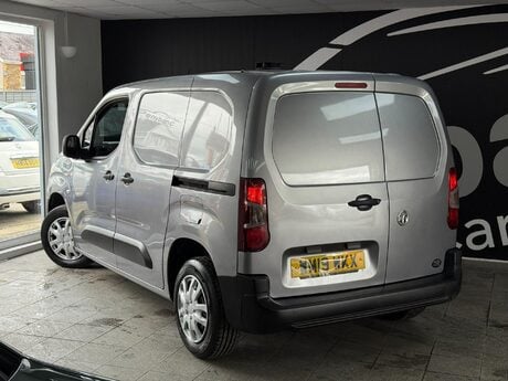 Vauxhall Combo 1.6 Turbo D 2000 Edition L1 H1 Euro 6 (s/s) 4dr 15
