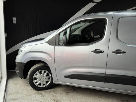 Vauxhall Combo 1.6 Turbo D 2000 Edition L1 H1 Euro 6 (s/s) 4dr 18