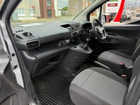 Vauxhall Combo 1.6 Turbo D 2000 Edition L1 H1 Euro 6 (s/s) 4dr 31